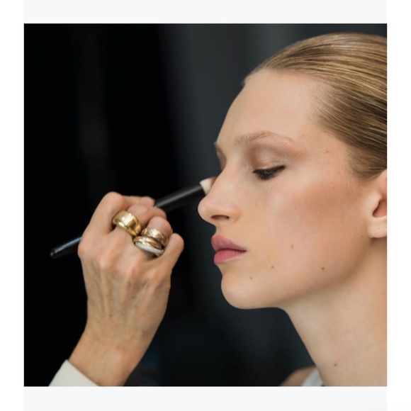 Westman Atelier Other - Westman Atelier Eyeshadow II Brush